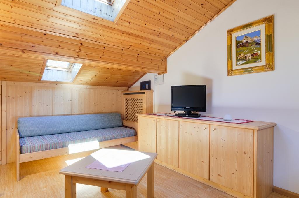 Appartamenti Cesa Maria Mountain Hospitality Canazei Exteriér fotografie